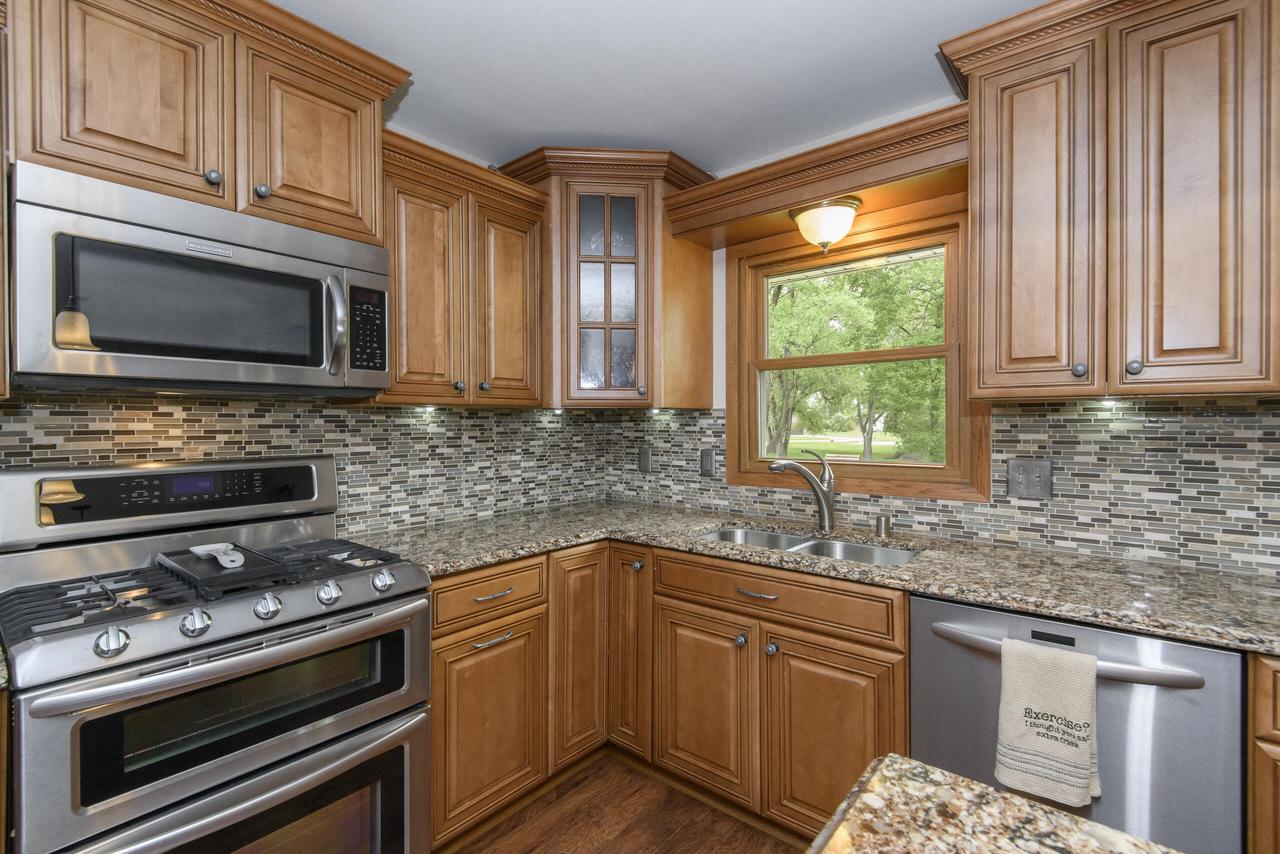 W164N9918 Robins WAY
