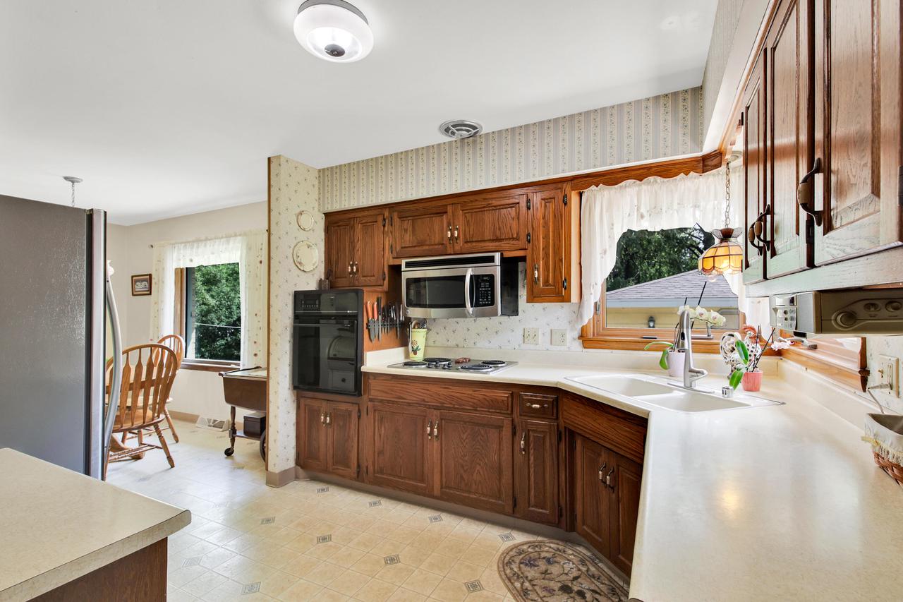 5020 N Lovers Lane ROAD