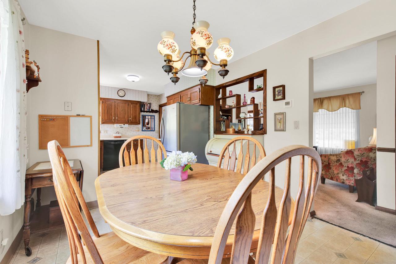 5020 N Lovers Lane ROAD