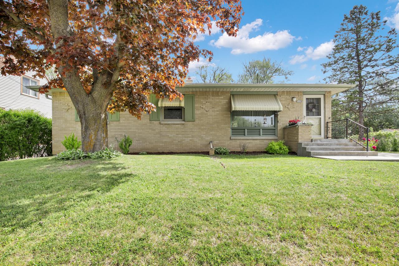 5020 N Lovers Lane ROAD