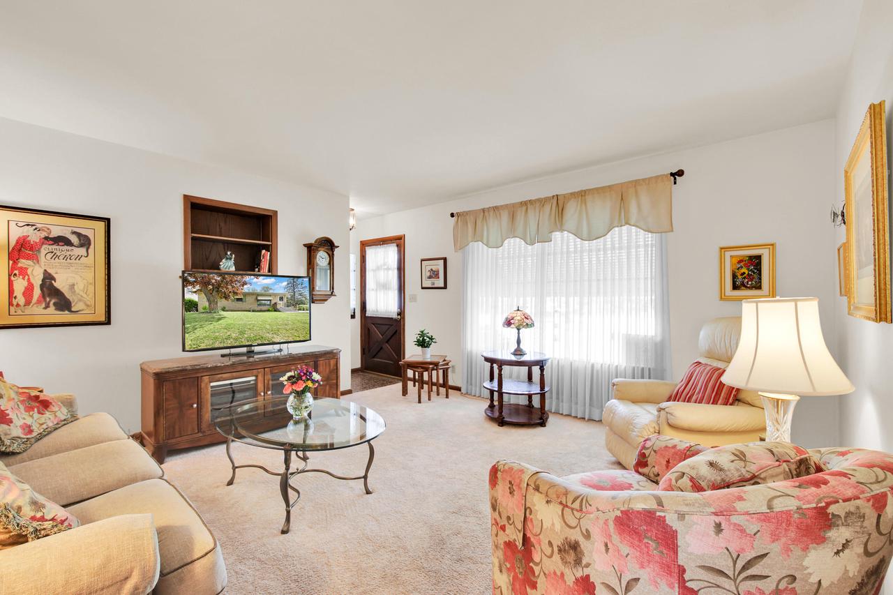5020 N Lovers Lane ROAD