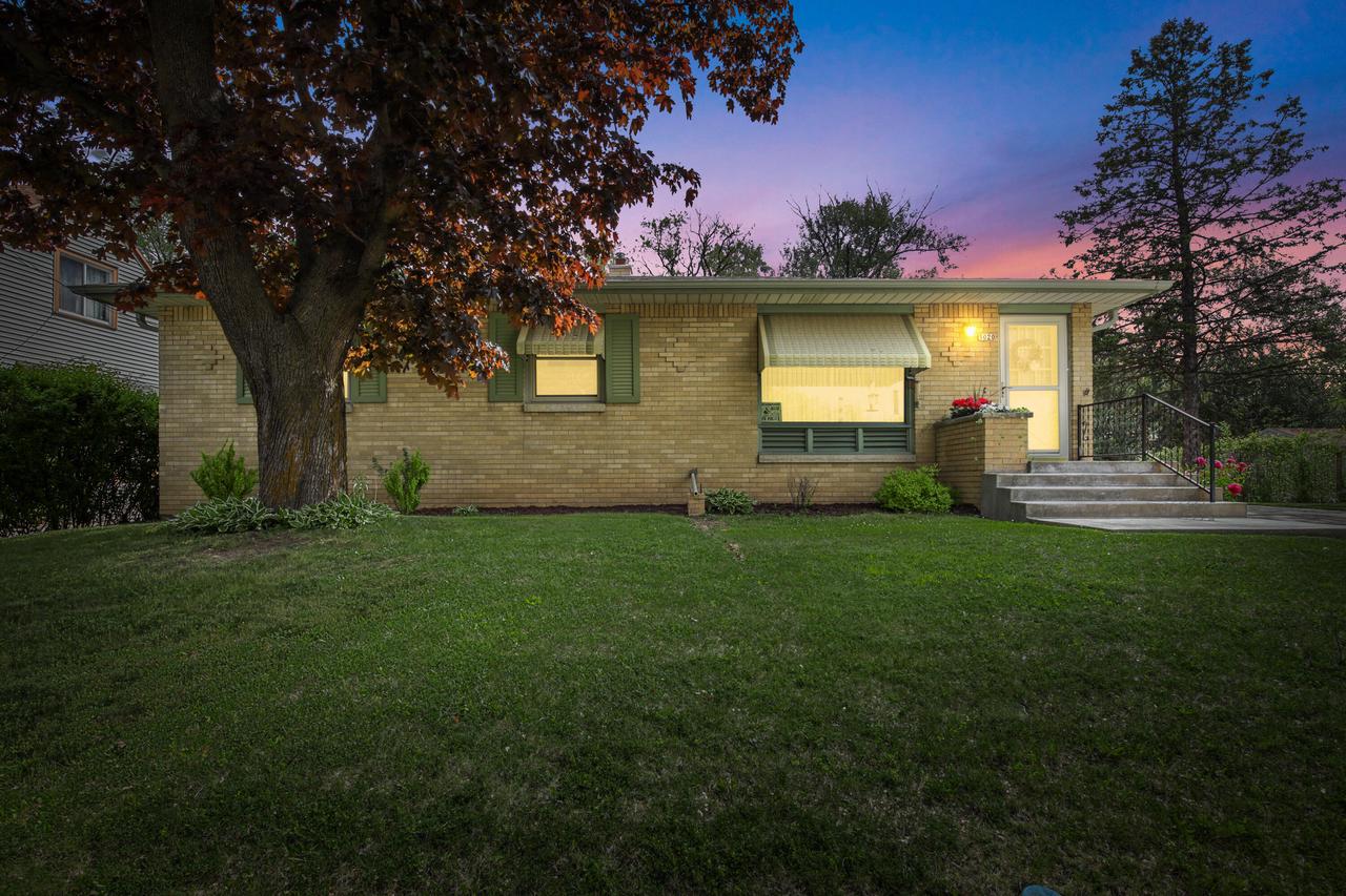 5020 N Lovers Lane ROAD