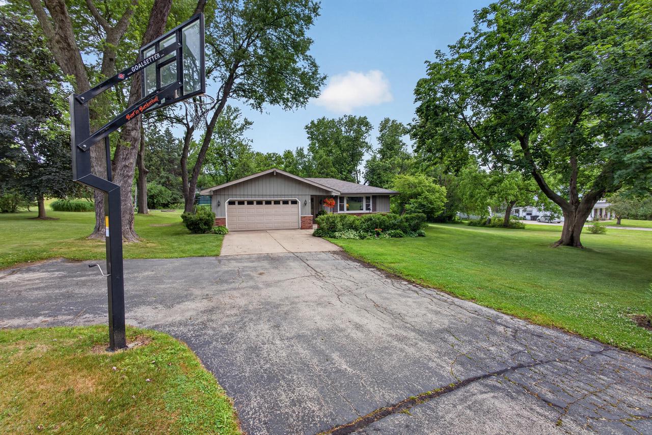 N2W27268 Lyles DRIVE