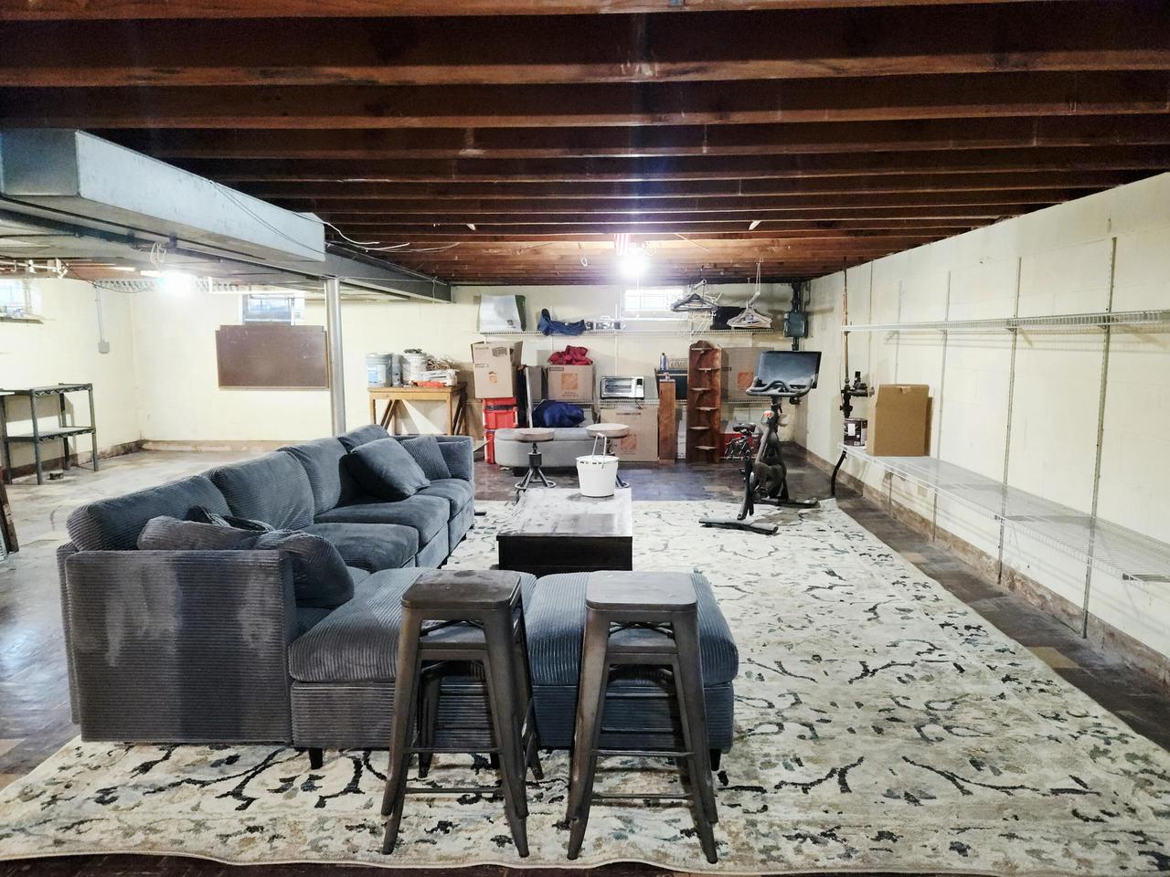 2527 S 82nd STREET