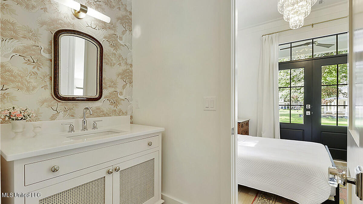 8068 Ocean Springs Road