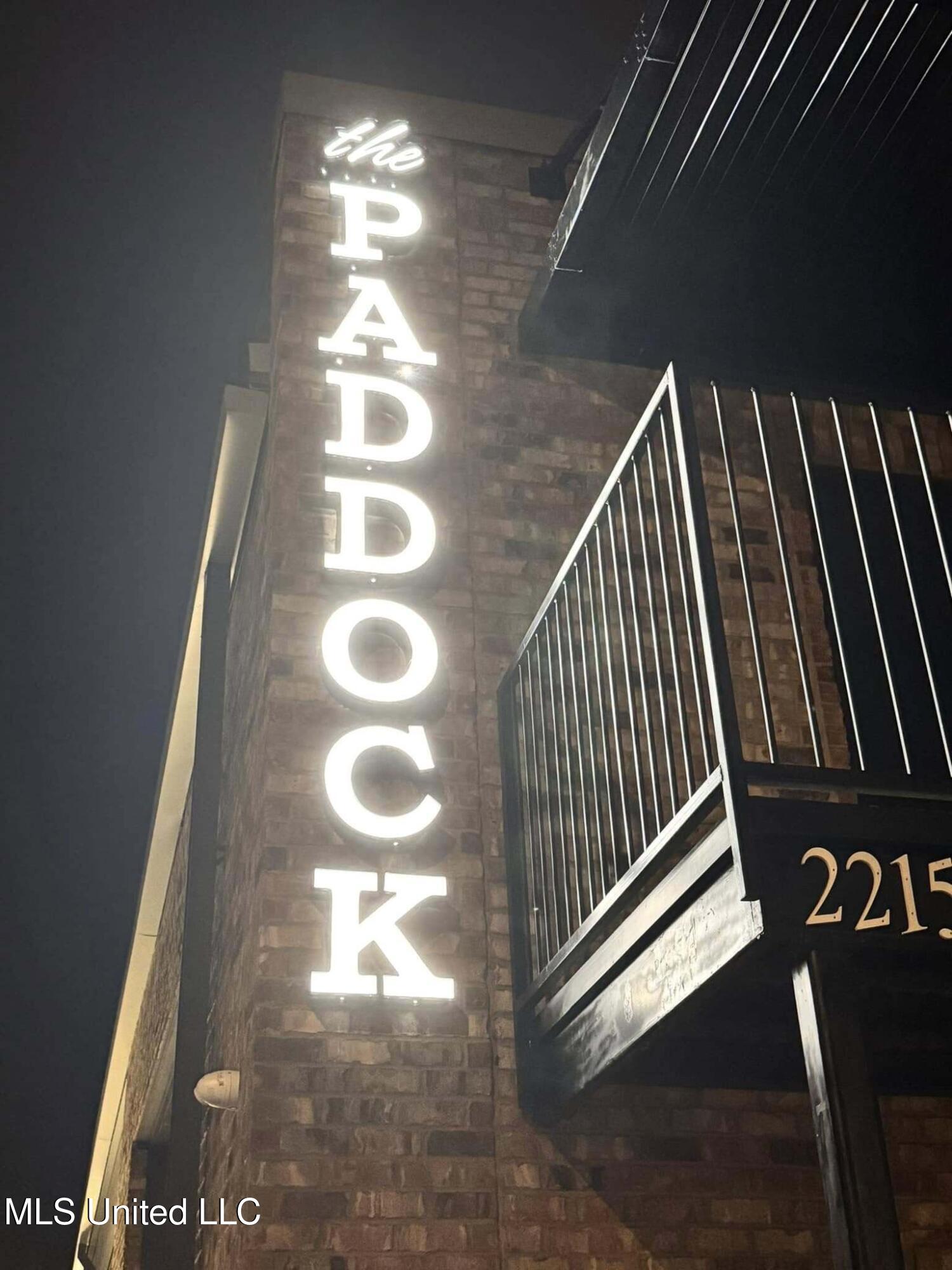 2215 Government Street