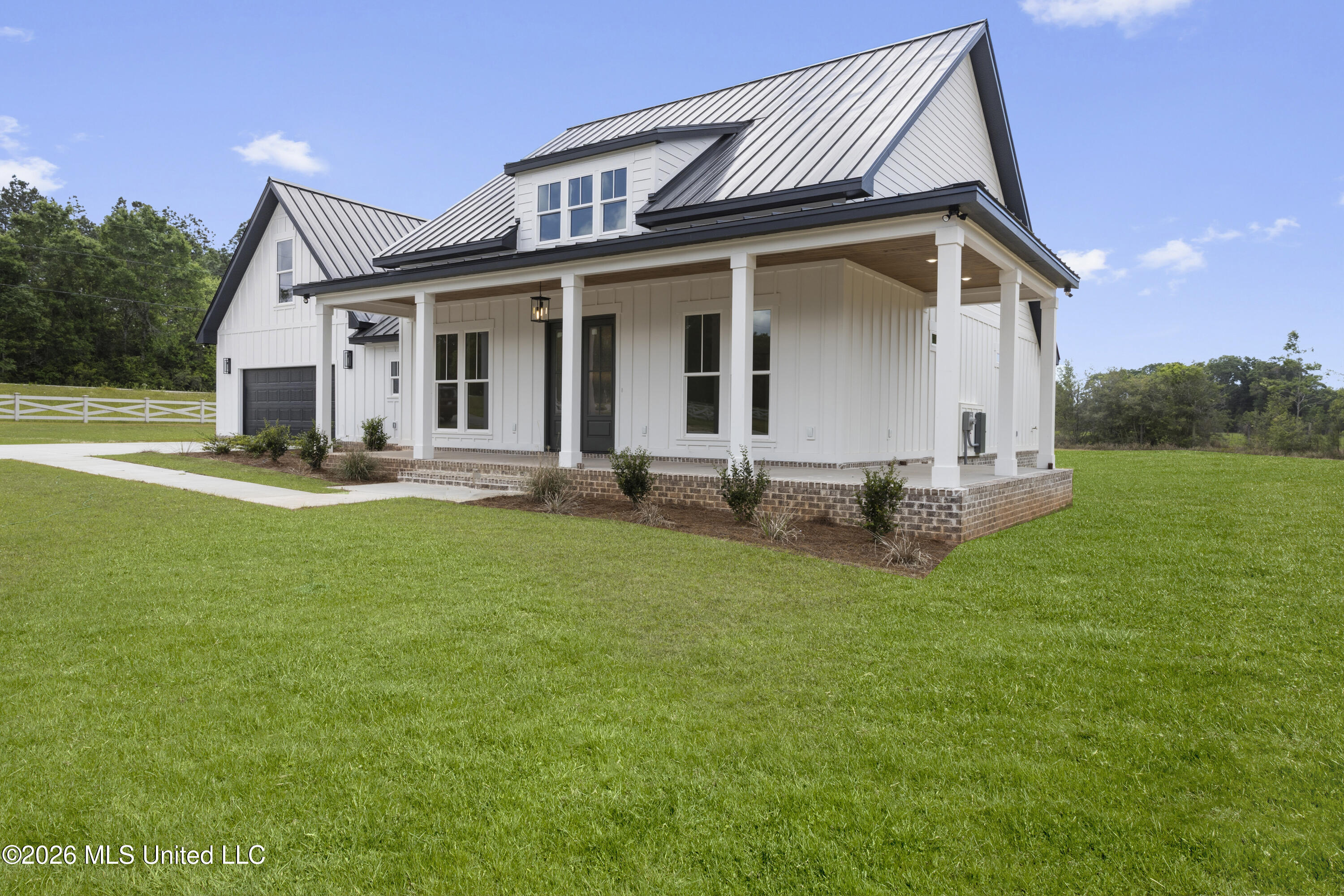 4180 Longleaf Place