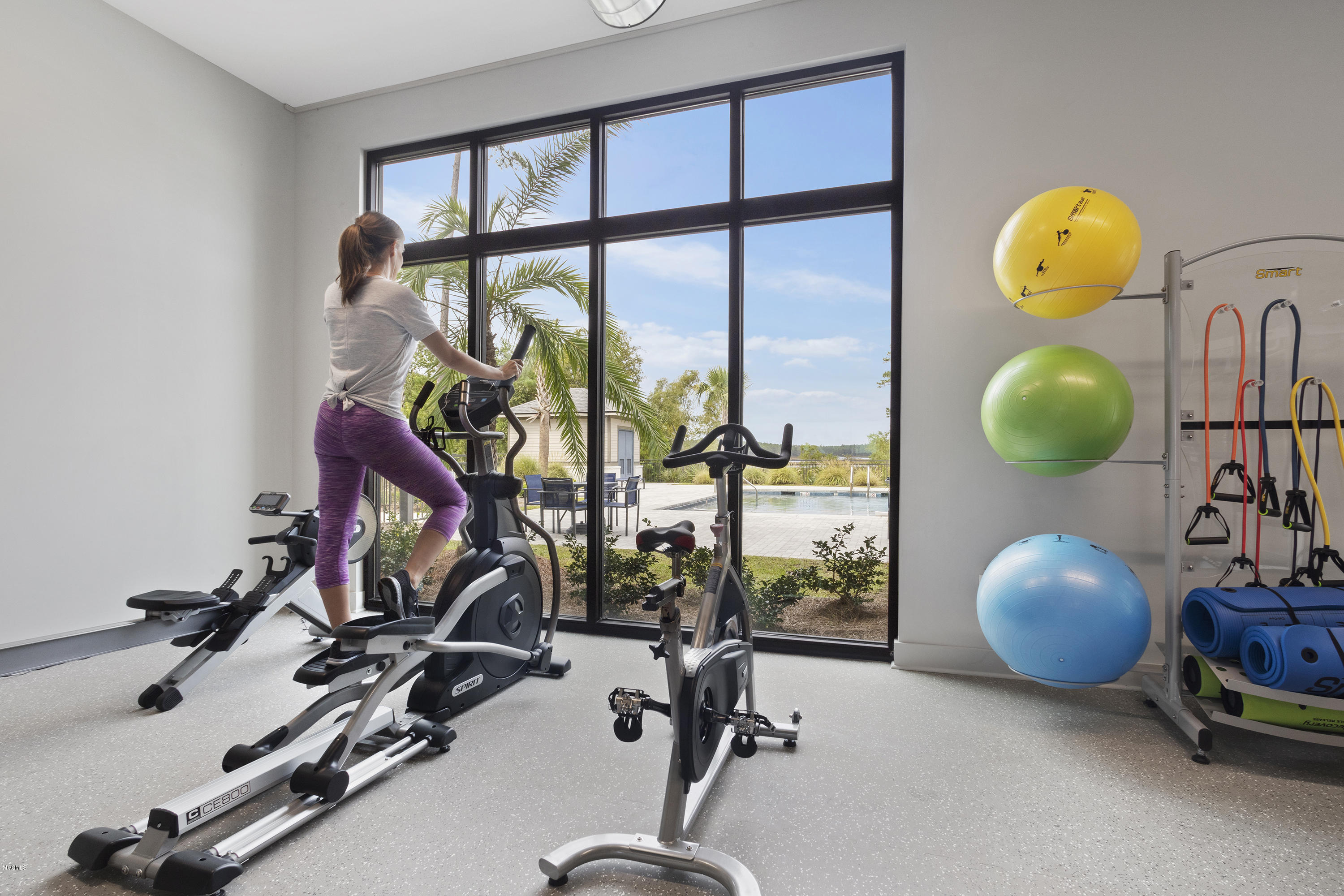 2501 Bienville Boulevard, 435