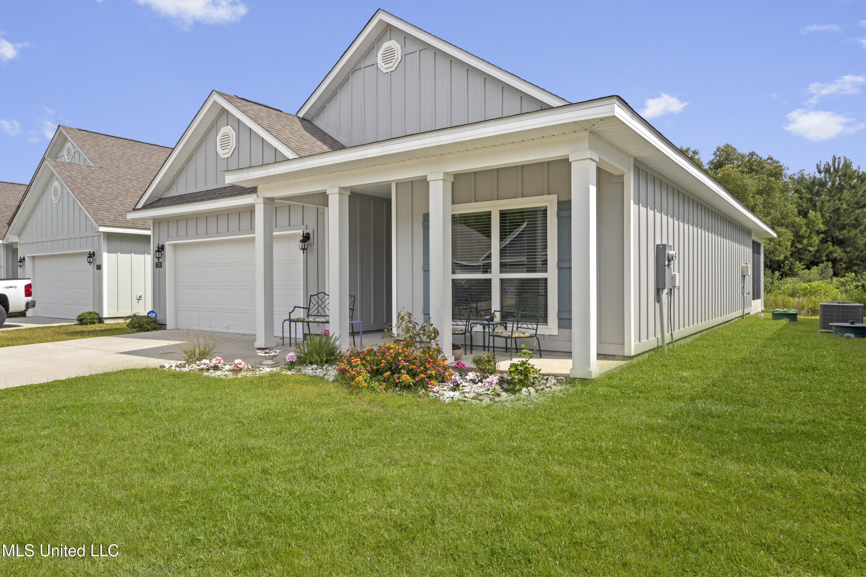 7781 Coral Lane
