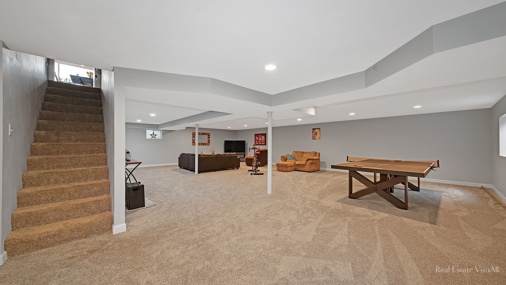 921 McPhee Drive
