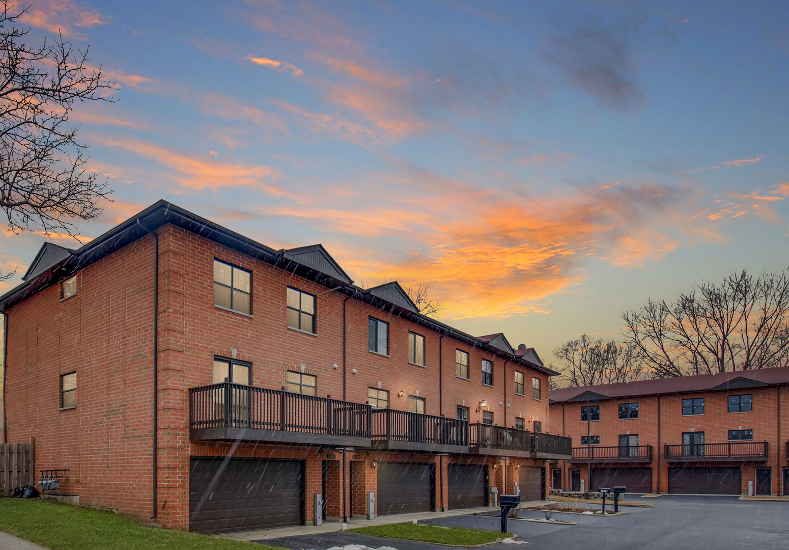 1363 E Central Road Unit: B1
