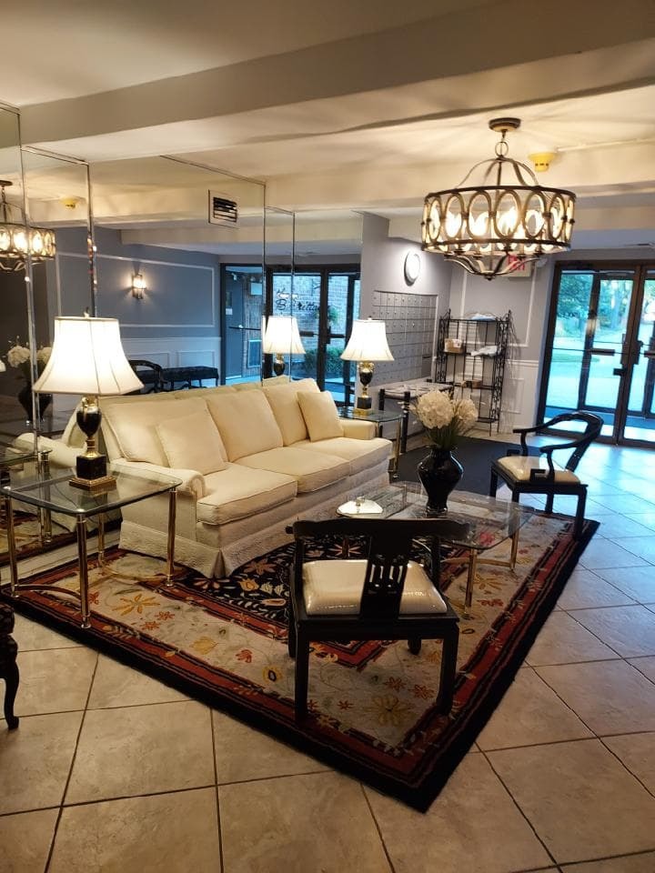 150 Lake Boulevard Unit: 121