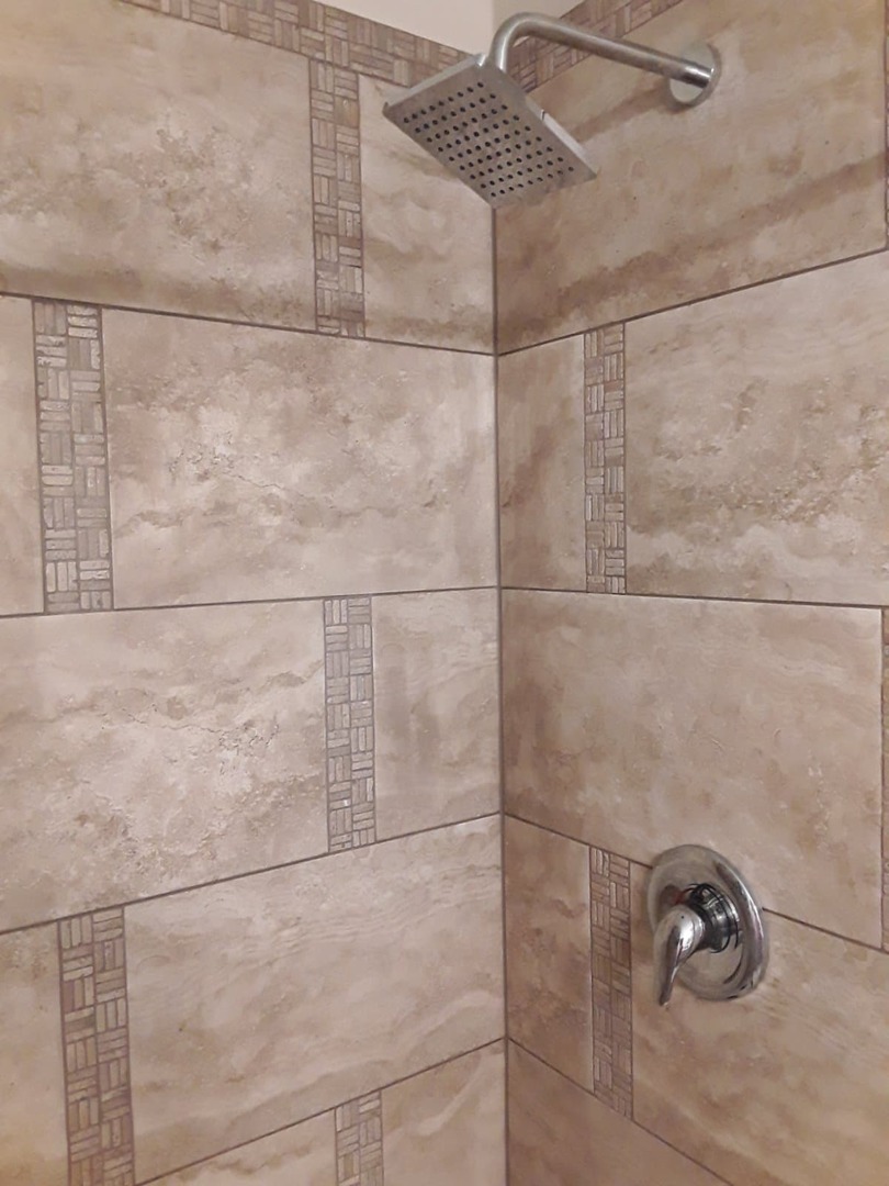 150 Lake Boulevard Unit: 121