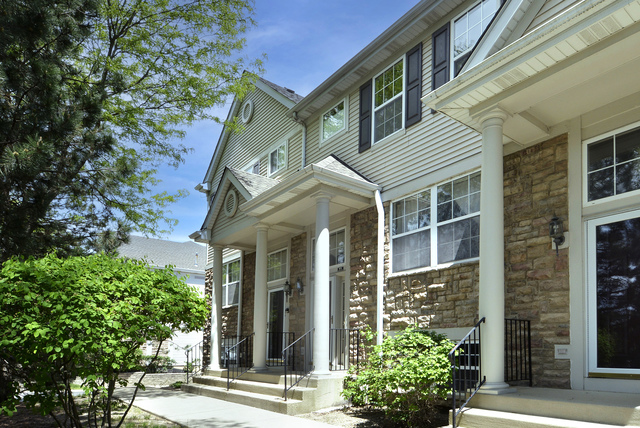 872 S Insignia Court