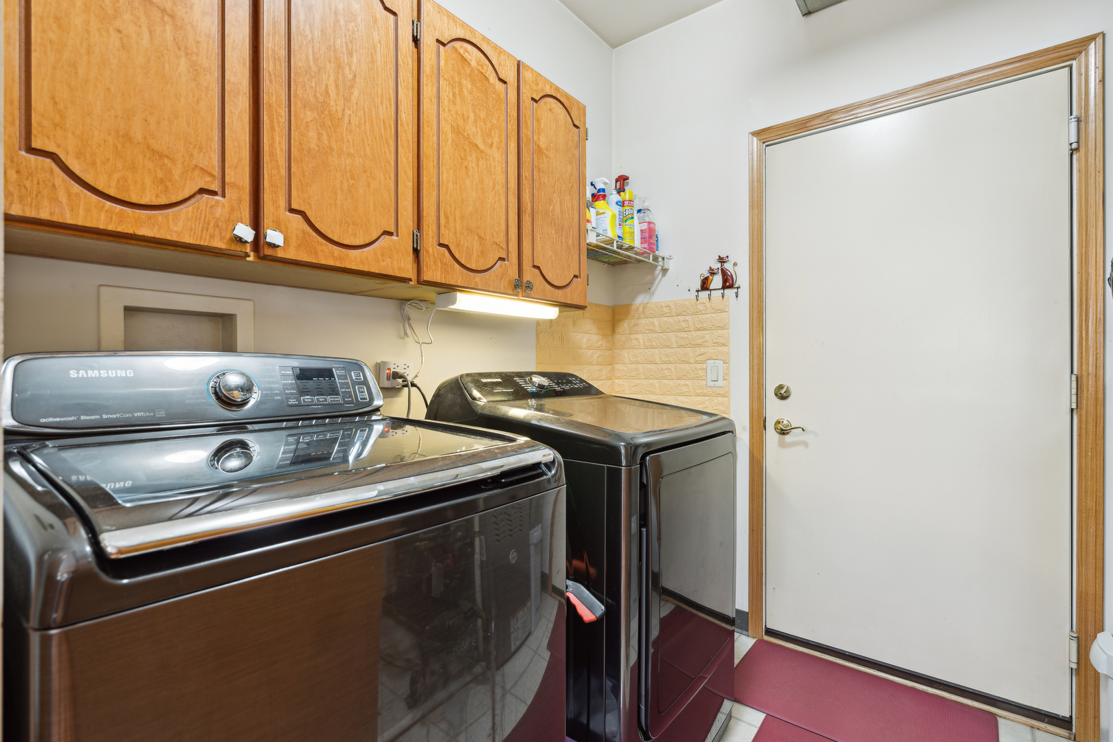 17016 Melville Court