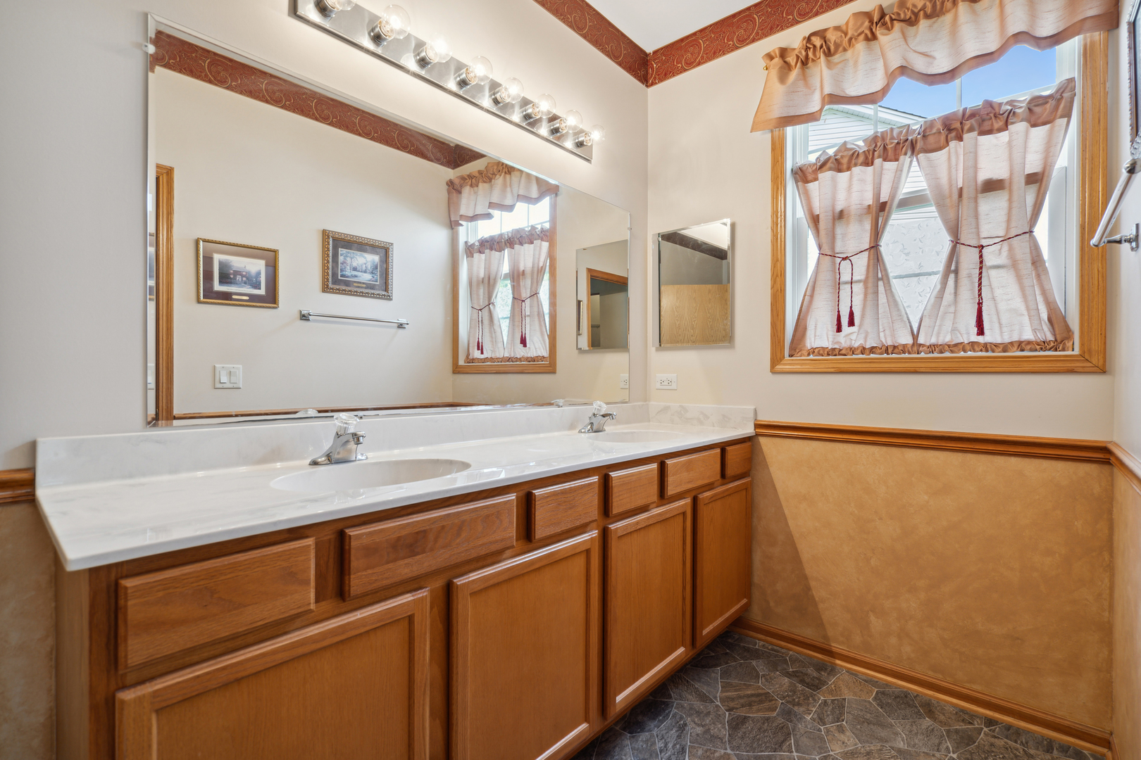 17016 Melville Court