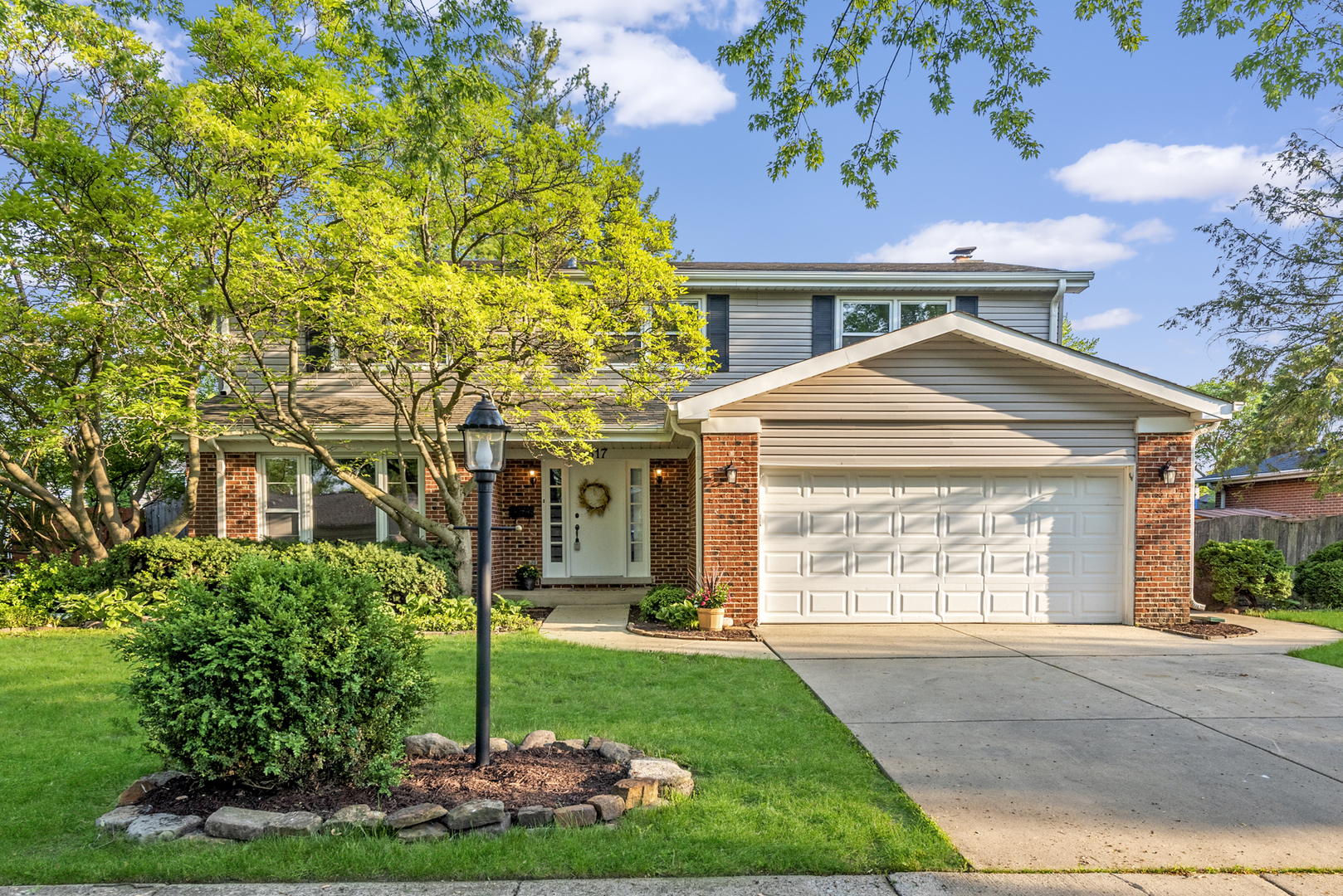 1617 E Dogwood Lane