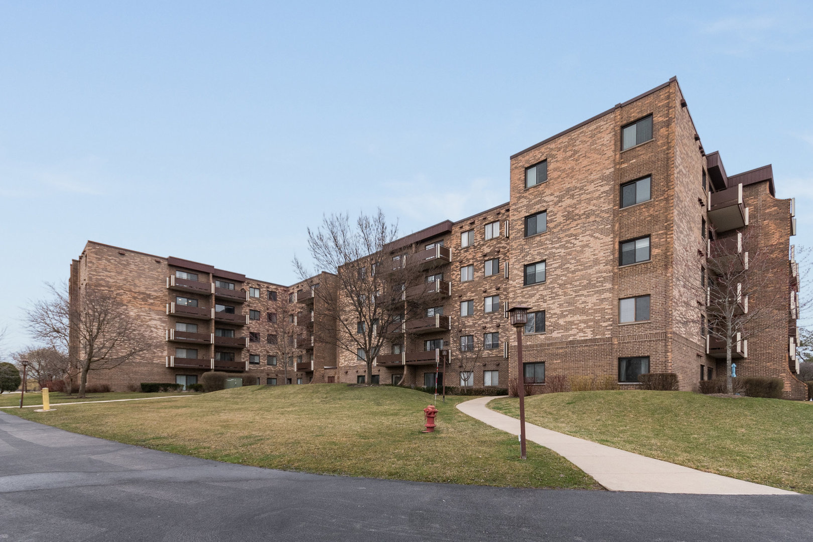 700 Wellington Avenue Unit: 217