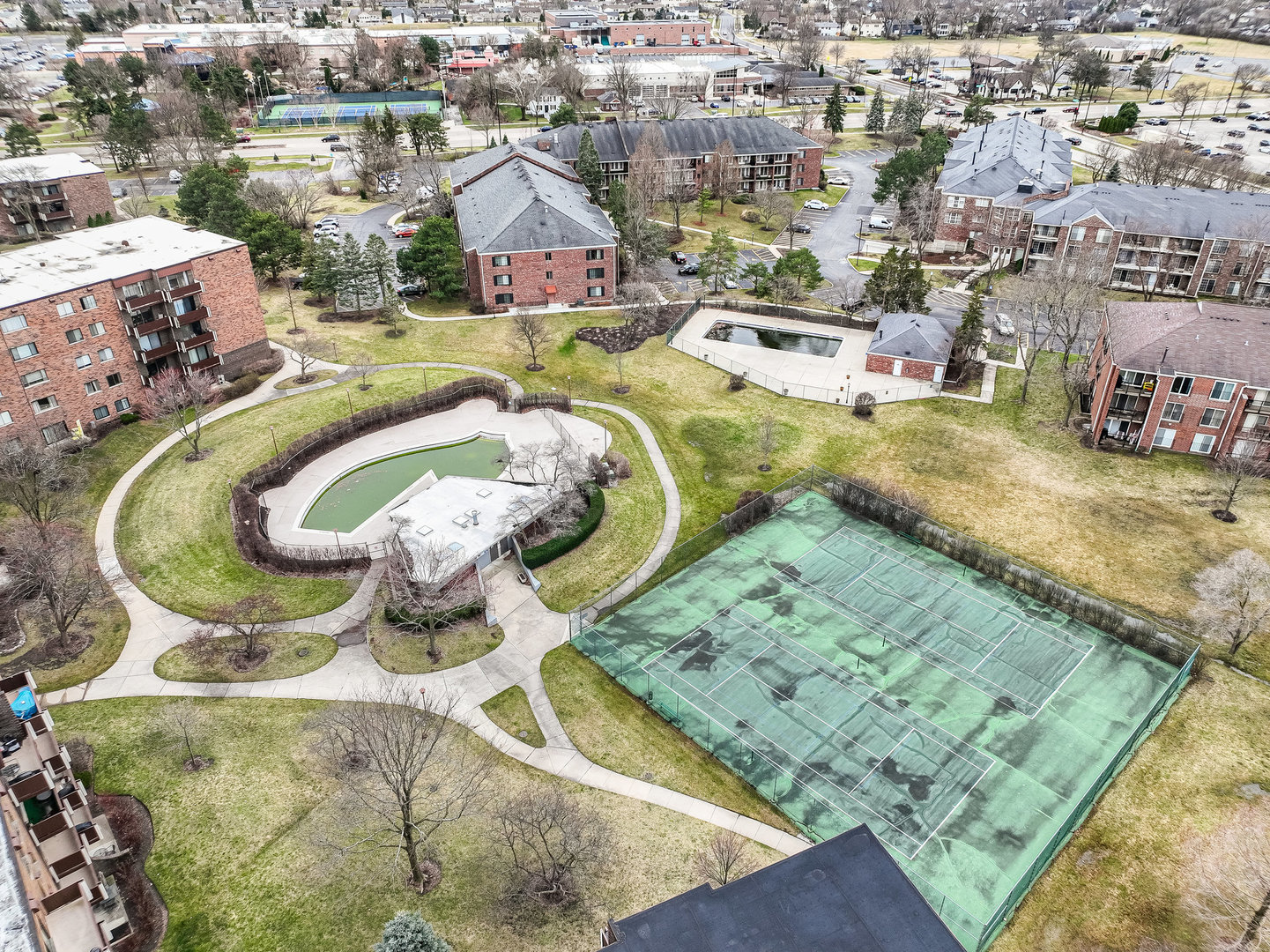 700 Wellington Avenue Unit: 217