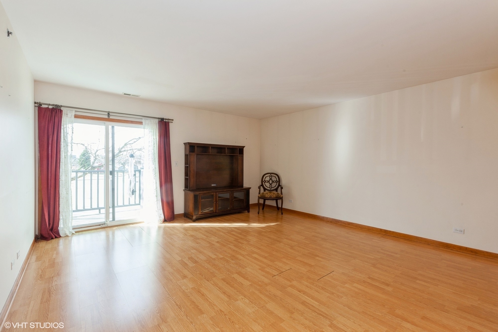550 75th Street Unit: 201