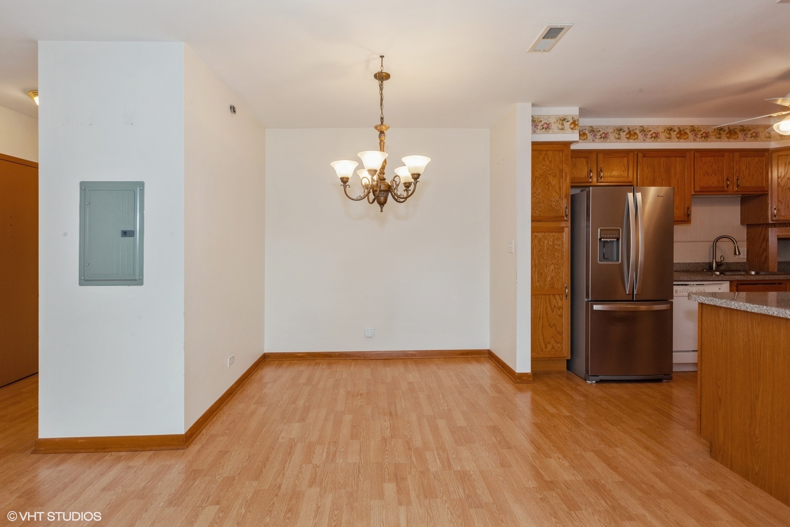 550 75th Street Unit: 201