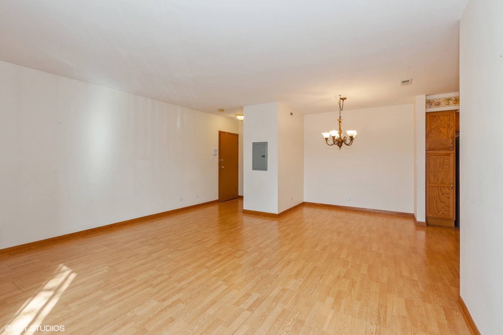 550 75th Street Unit: 201