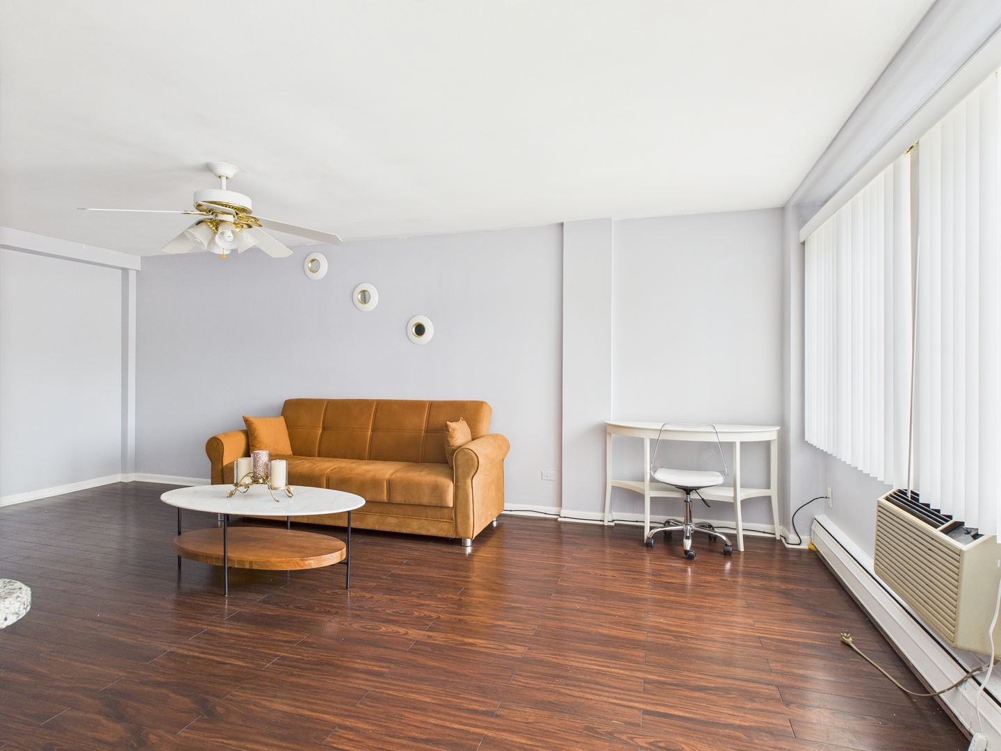 7540 N RIDGE Avenue Unit: 2B