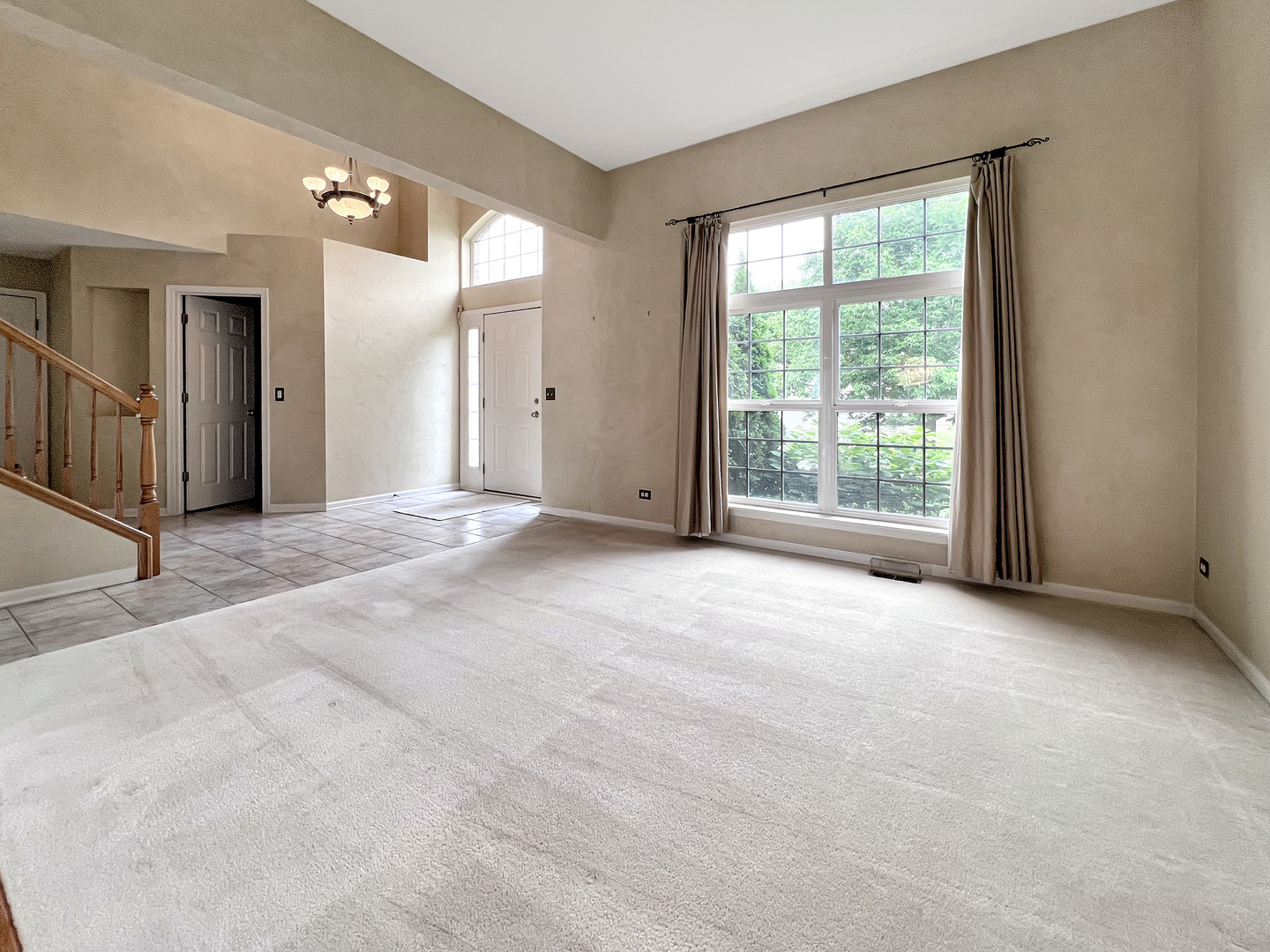416 Farnsworth Circle