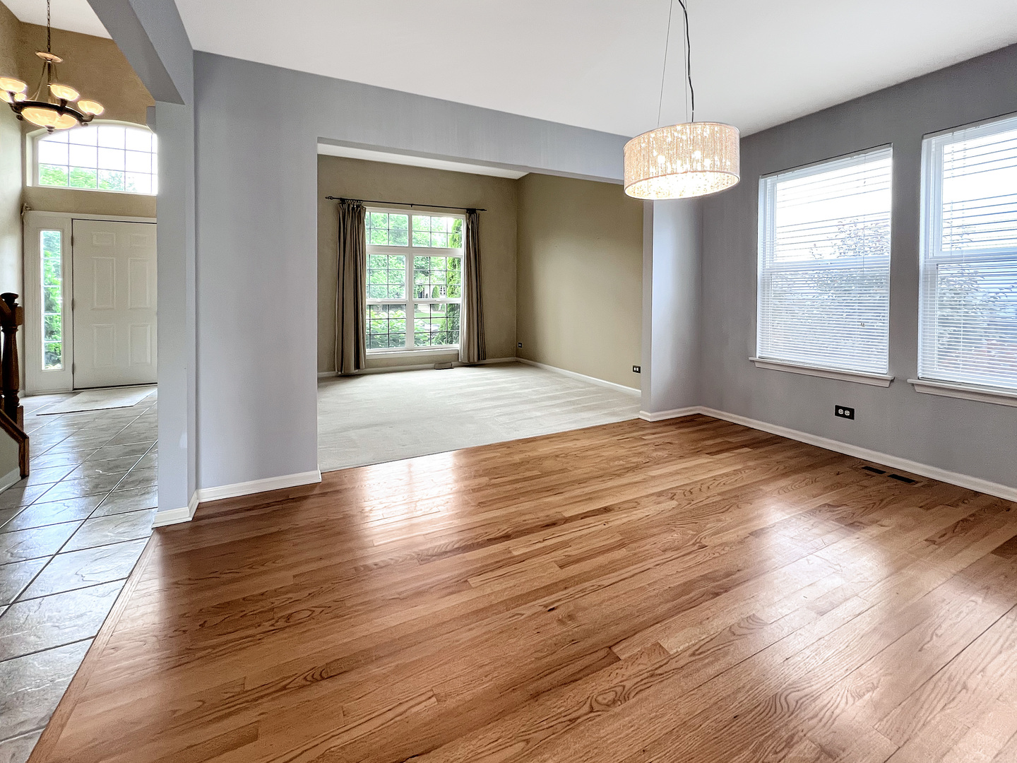 416 Farnsworth Circle
