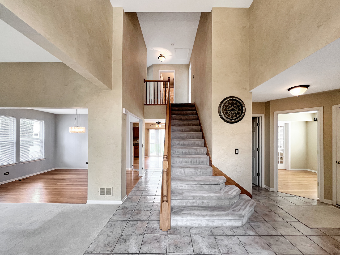 416 Farnsworth Circle