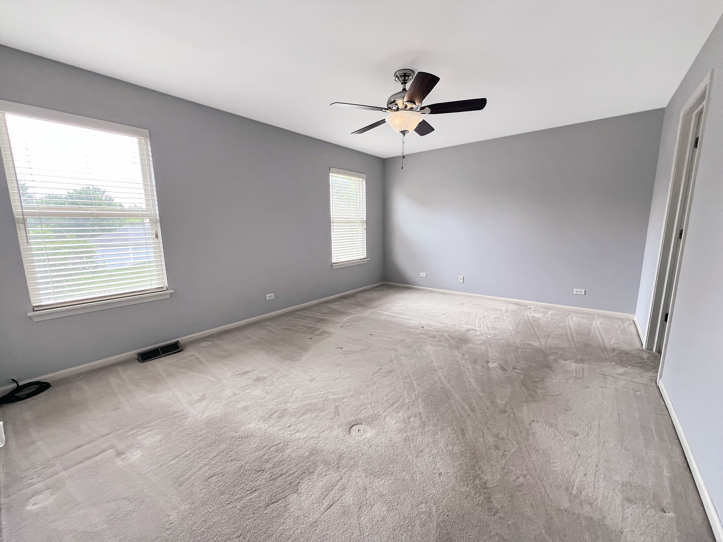 416 Farnsworth Circle