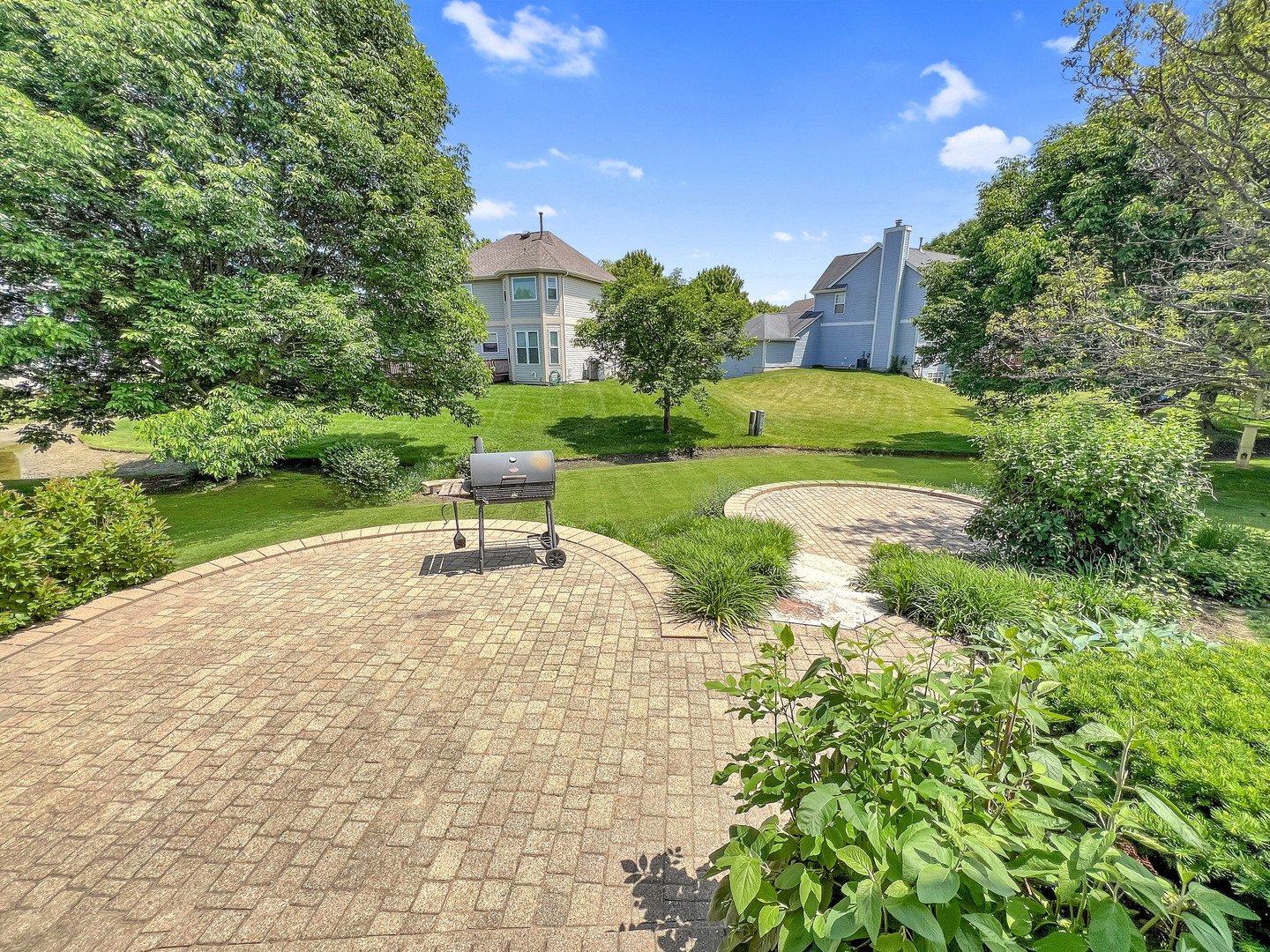 416 Farnsworth Circle