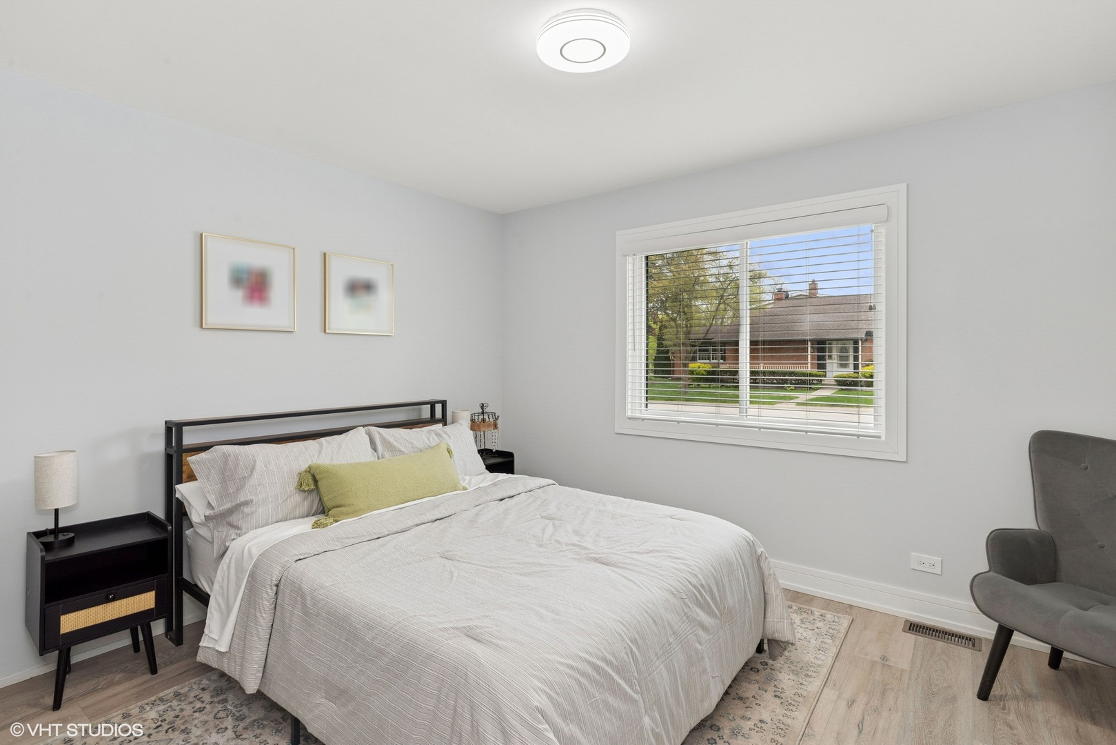 1220 E Rockwell Street