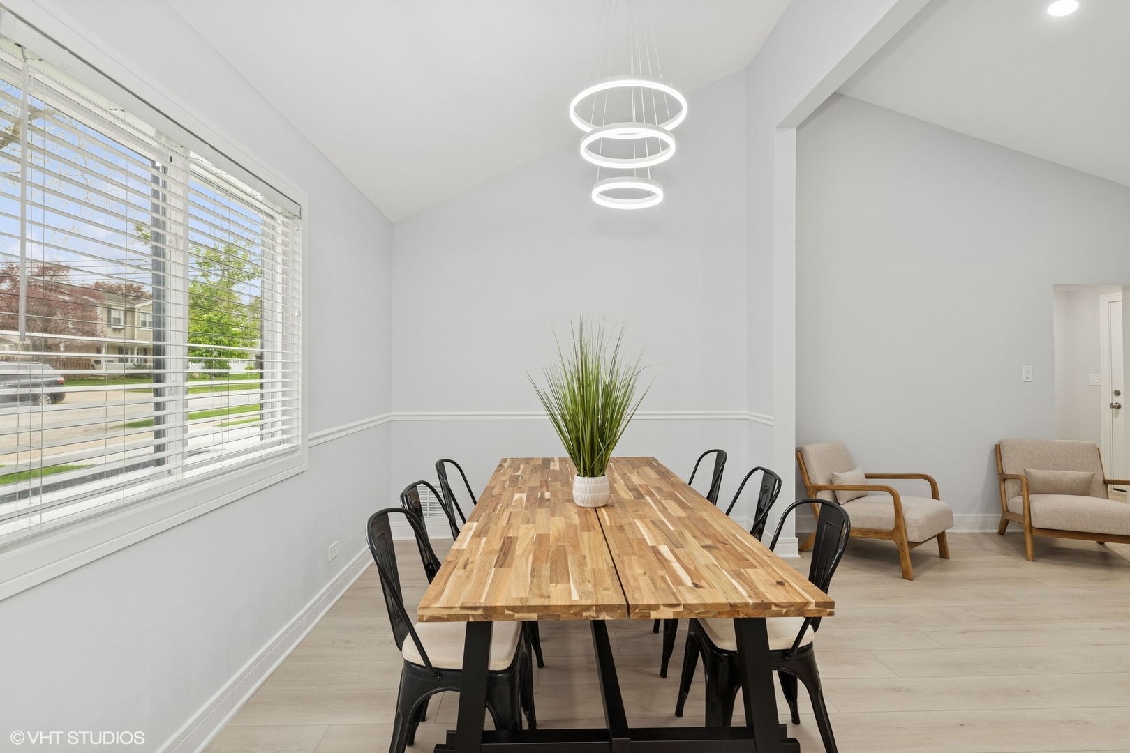 1220 E Rockwell Street