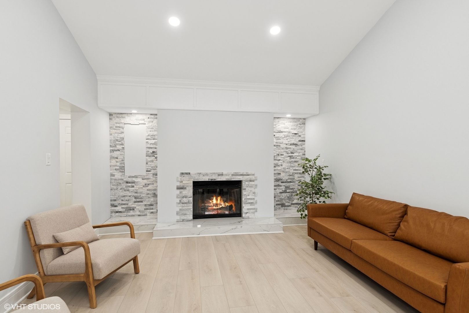 1220 E Rockwell Street