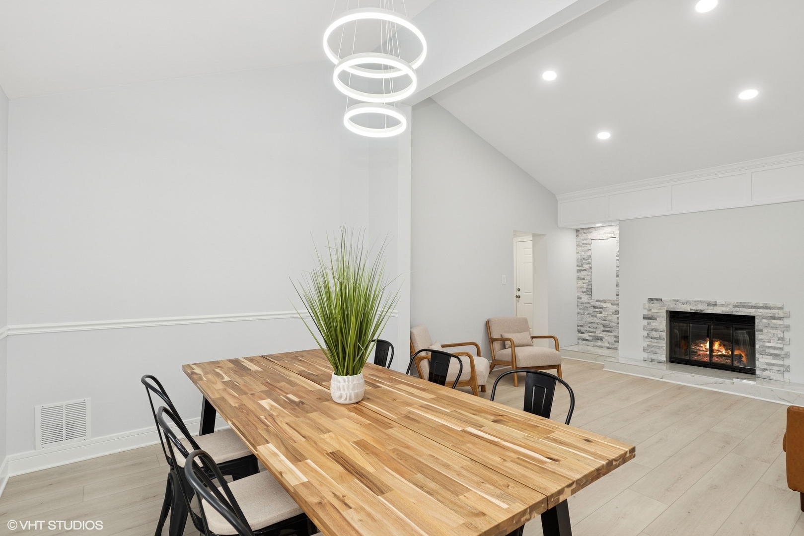 1220 E Rockwell Street