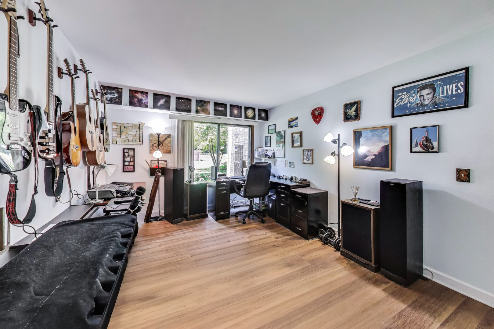 1356 N Sterling Avenue Unit: 102