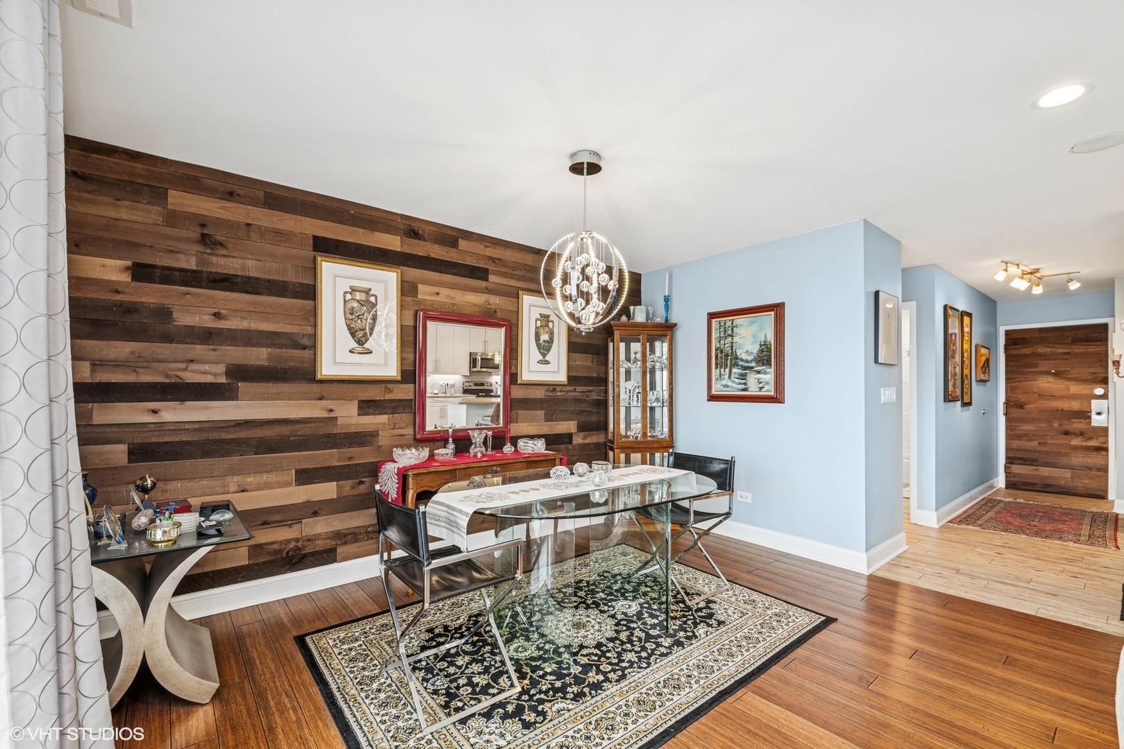 1717 W Crystal Lane Unit: 701