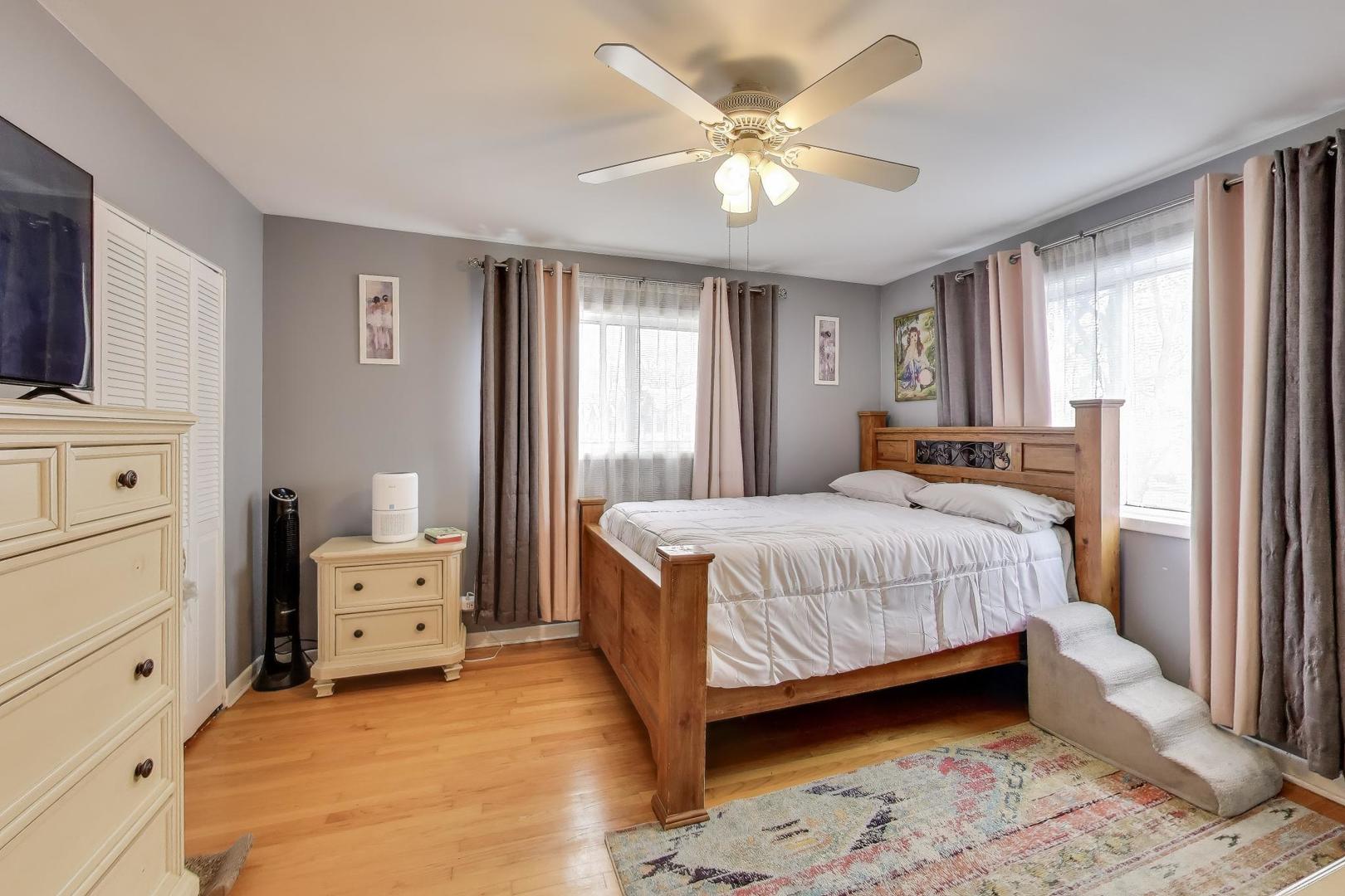 4326 N Kedvale Avenue Unit: A