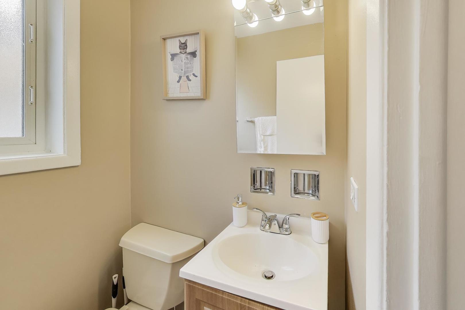 4326 N Kedvale Avenue Unit: A