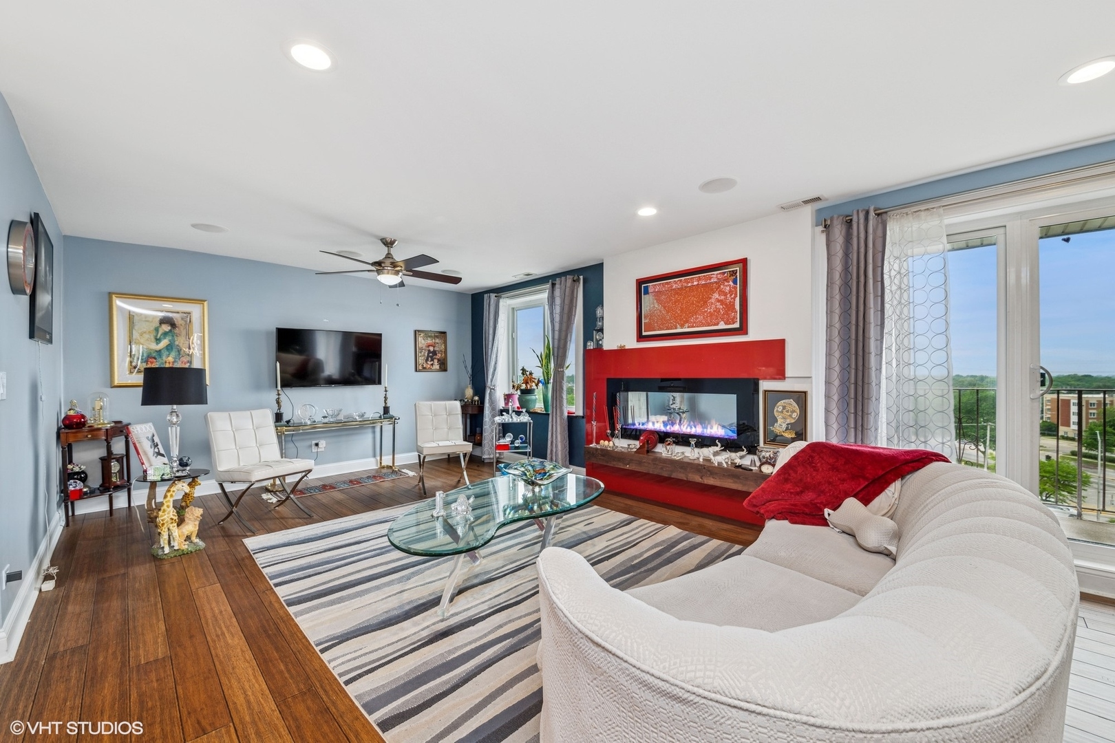 1717 W Crystal Lane Unit: 701