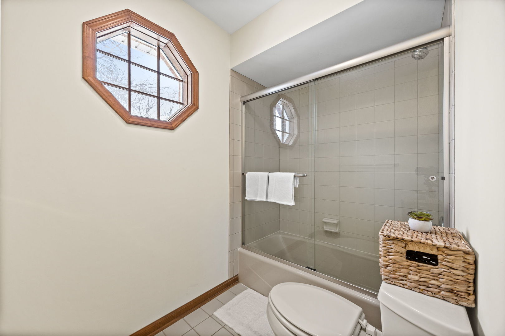 1810 Huntington Road