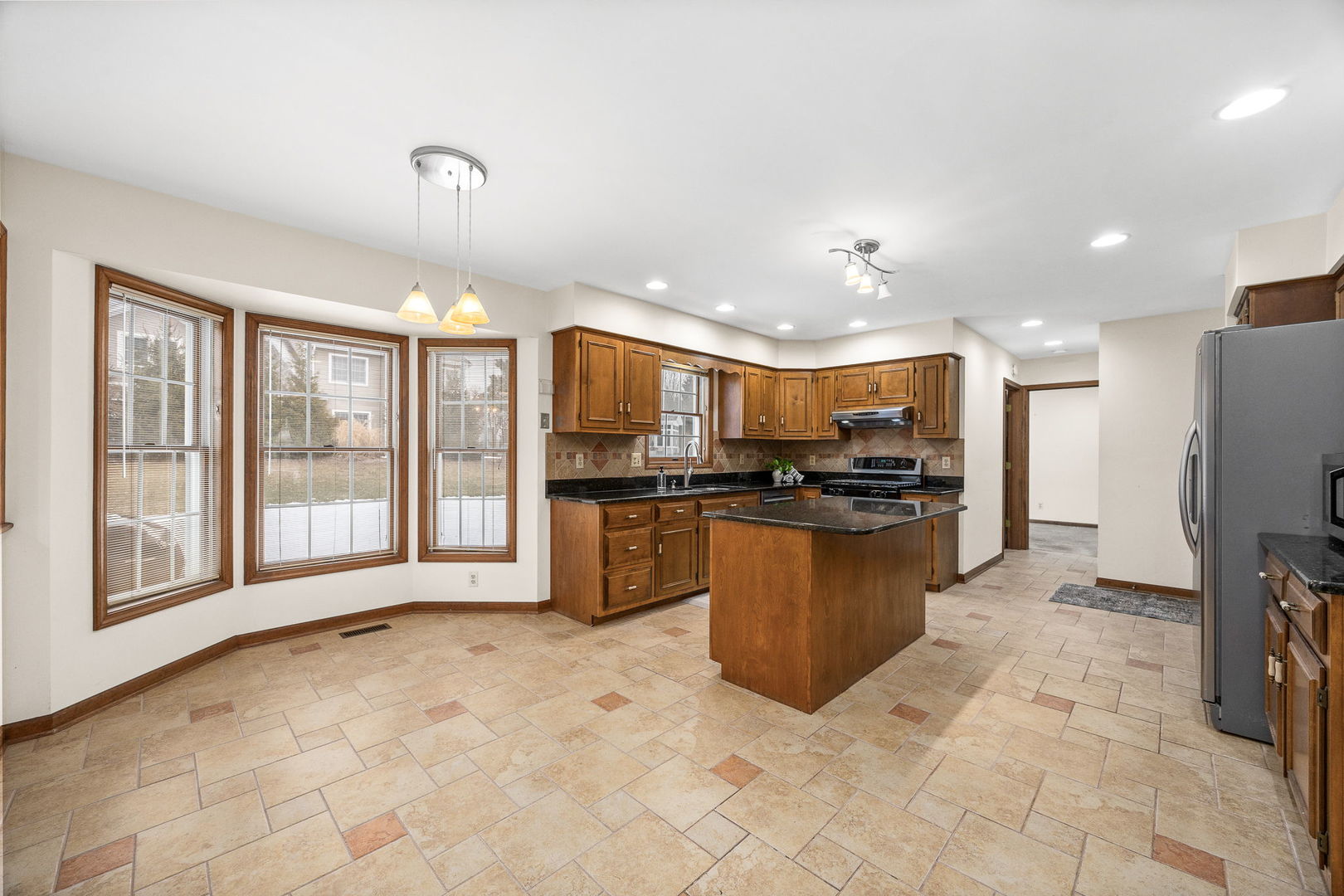 1810 Huntington Road