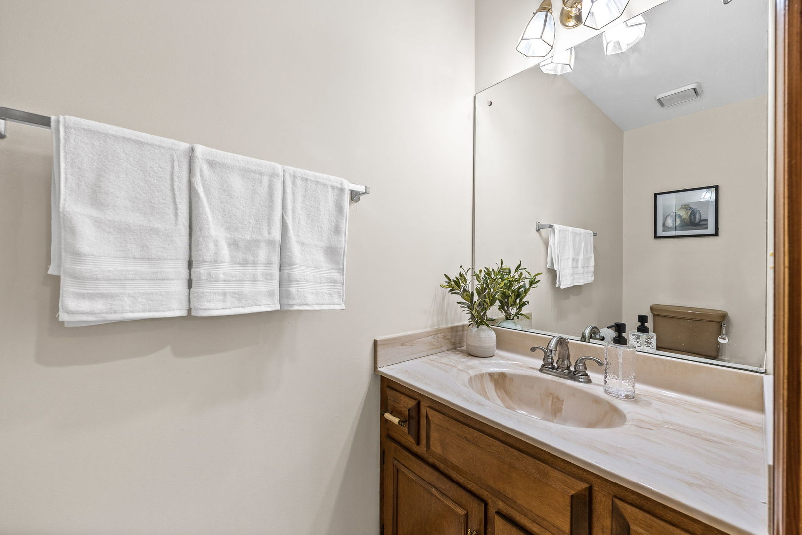 1810 Huntington Road