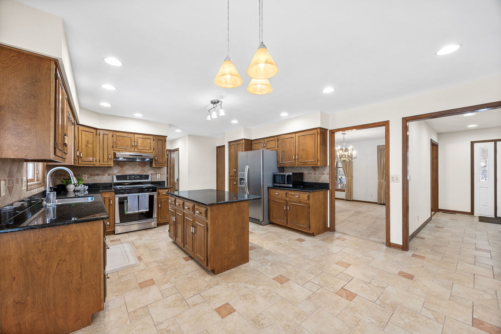 1810 Huntington Road