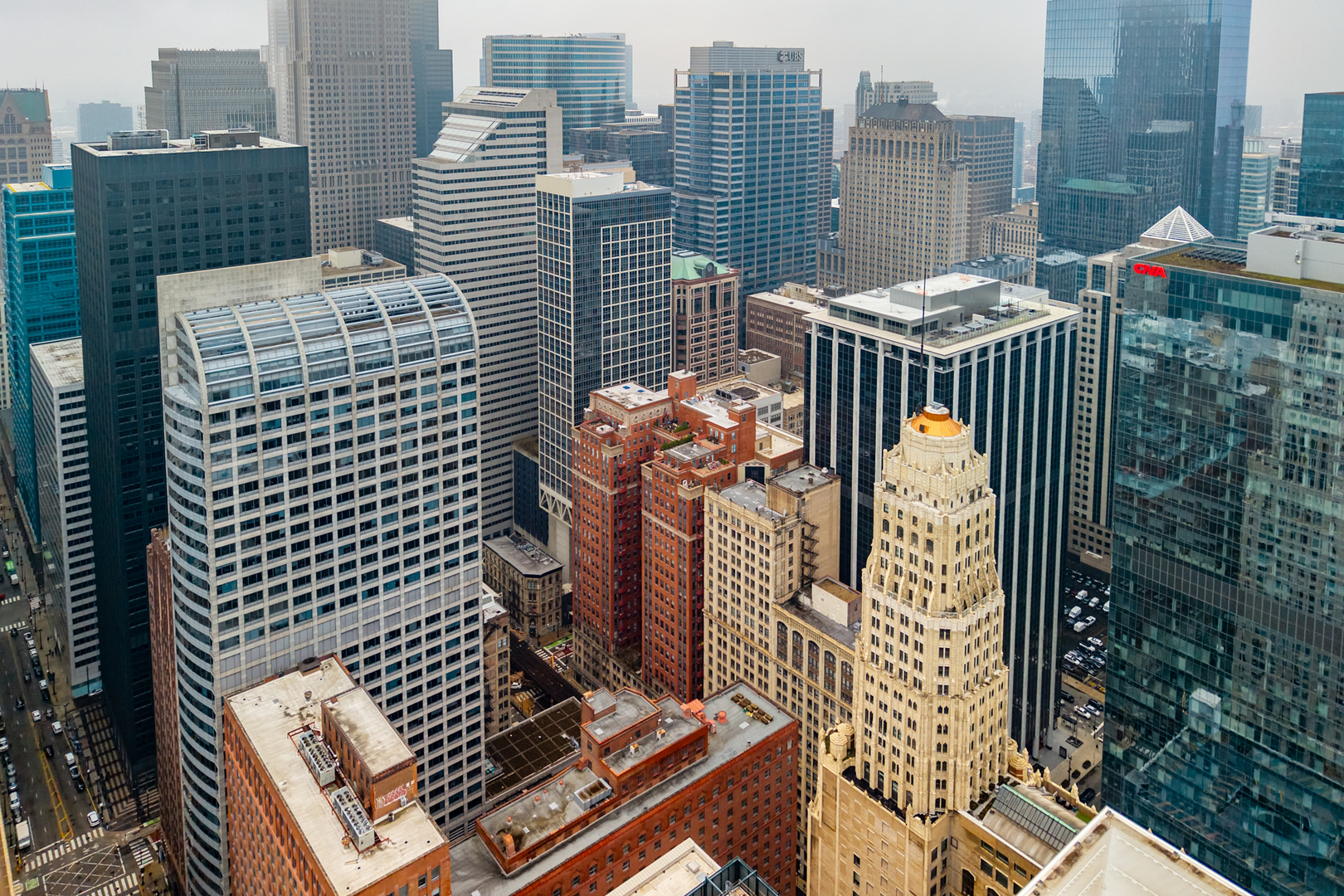 208 W Washington Street Unit: 1605