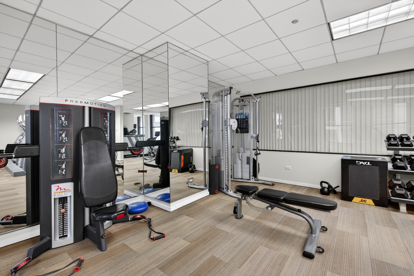 208 W Washington Street Unit: 1605