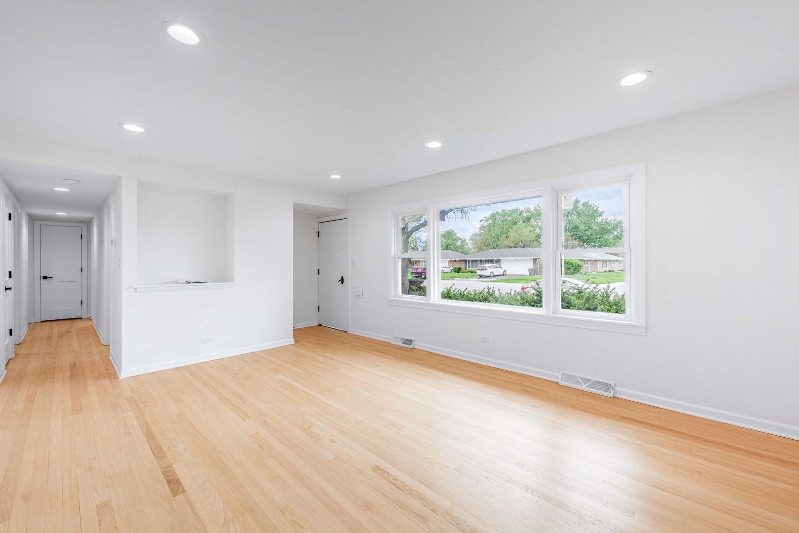 960 E 167th Street