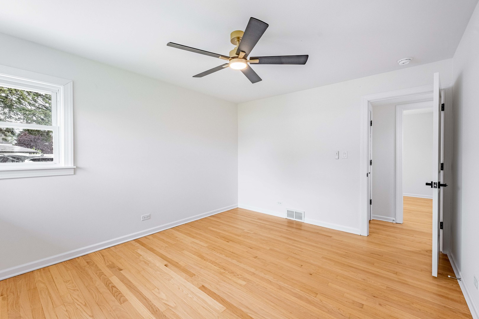 960 E 167th Street