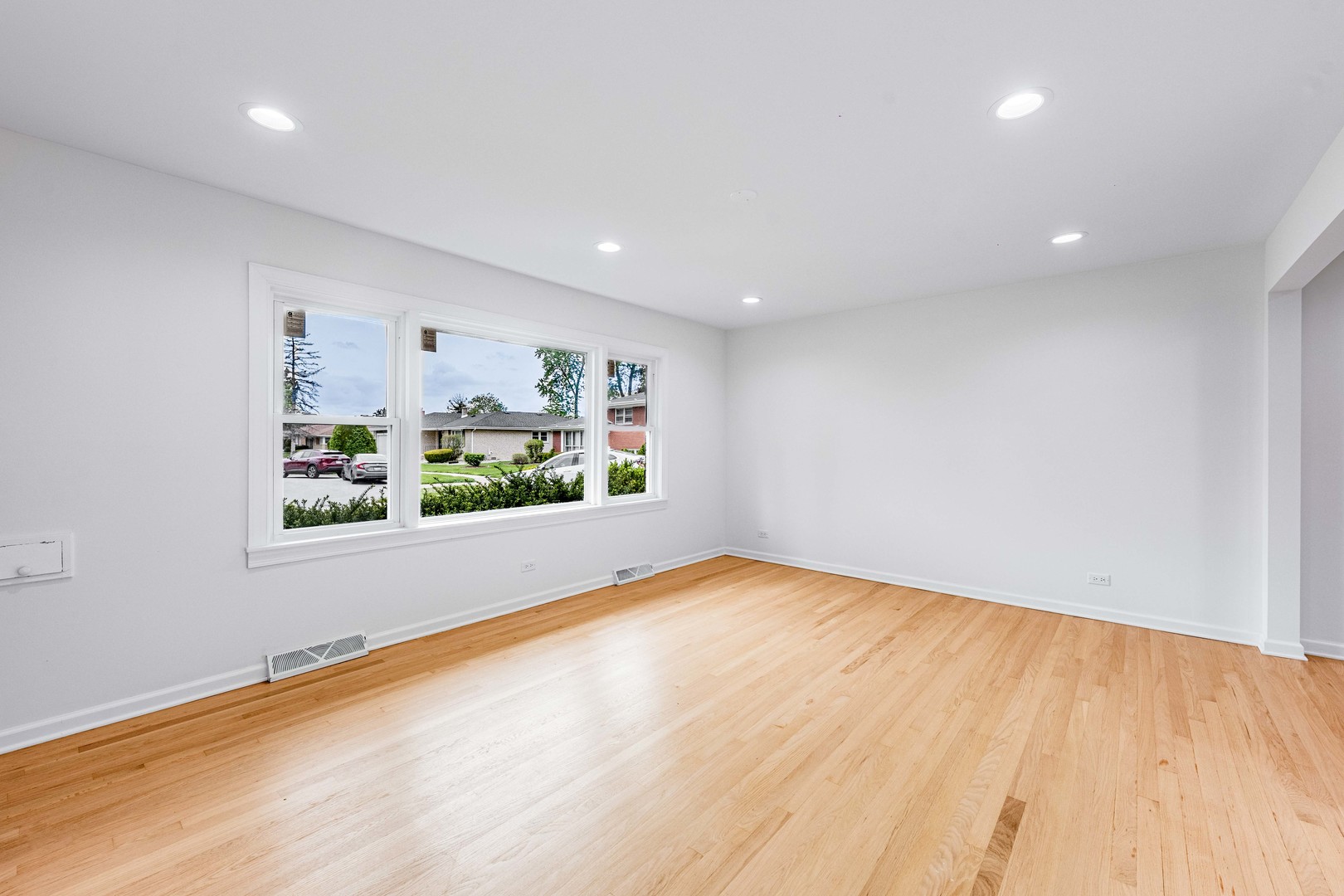 960 E 167th Street